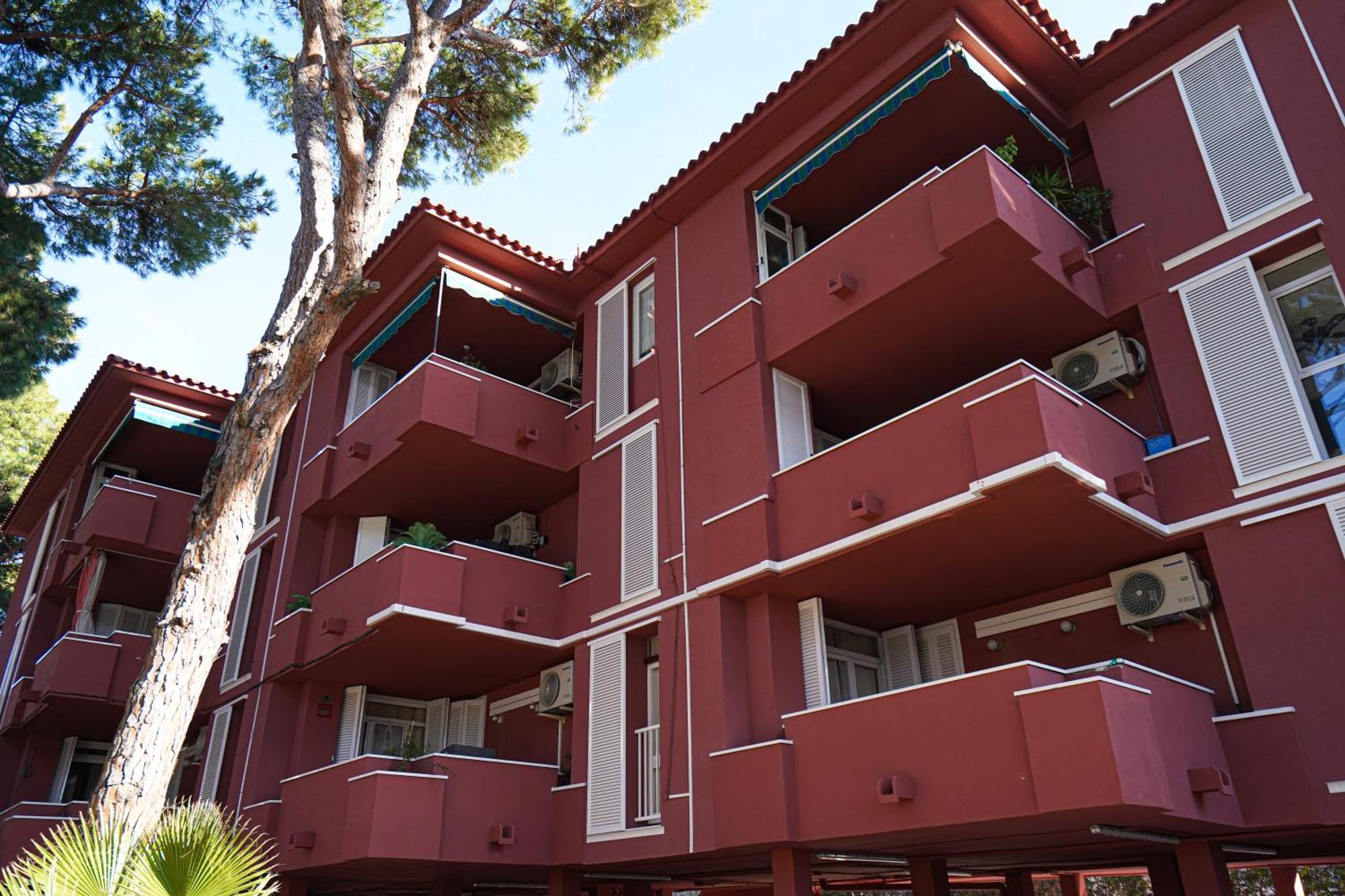 Calm, Beach And Bikes Castelldefels Exterior photo